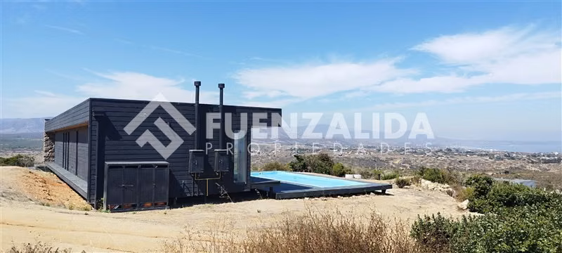 Casa Moderna. Rocas del Mar Los Molles 3d 2b 5804 m2