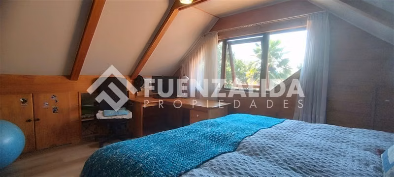 Casa en venta de 6 dorm. en Los Angeles
