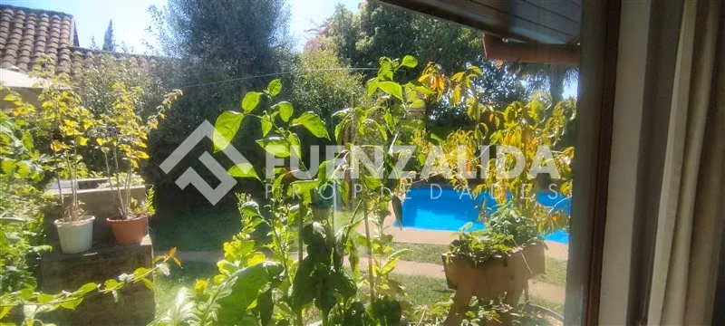 Casa en venta de 6 dorm. en Los Angeles