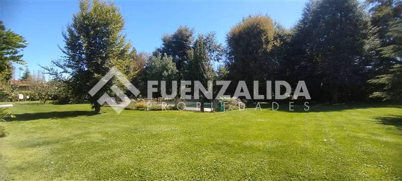 Casa 6d 5b - 513 m2 - 10.000 terreno - Club de Golf 7 Ríos