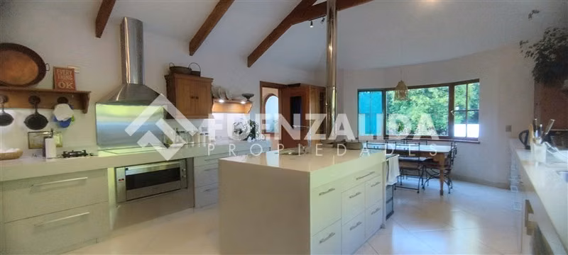 Casa 6d 5b - 513 m2 - 10.000 terreno - Club de Golf 7 Ríos