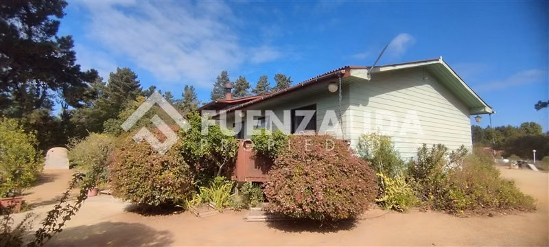 Casa 180 m2 - Terreno 11.200 m2 - Los Pinares de Algarrobo