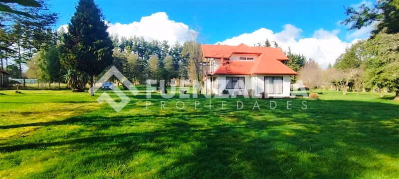 Casa en venta de 4 dorm. en Puerto Montt