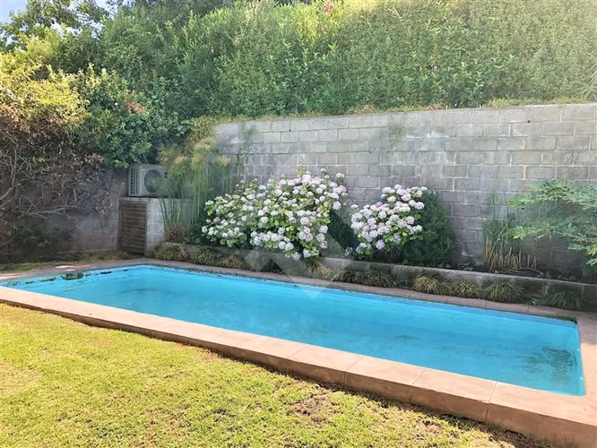 Espectacular Casa Familiar en Venta 6D 5B en Las Condes