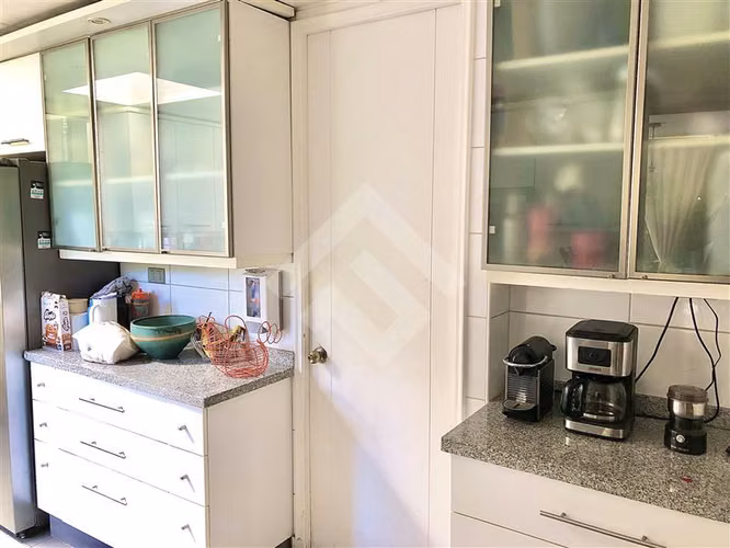 Espectacular Casa Familiar en Venta 6D 5B en Las Condes