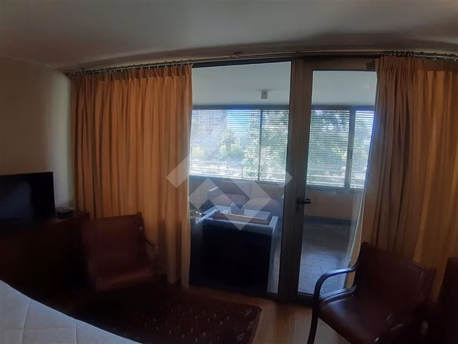 Departamento en venta de 4 dorm. en Las Condes