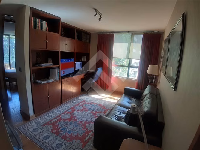 Departamento en venta de 4 dorm. en Las Condes