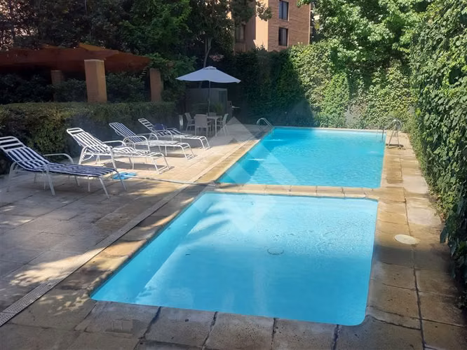Departamento en venta de 4 dorm. en Las Condes