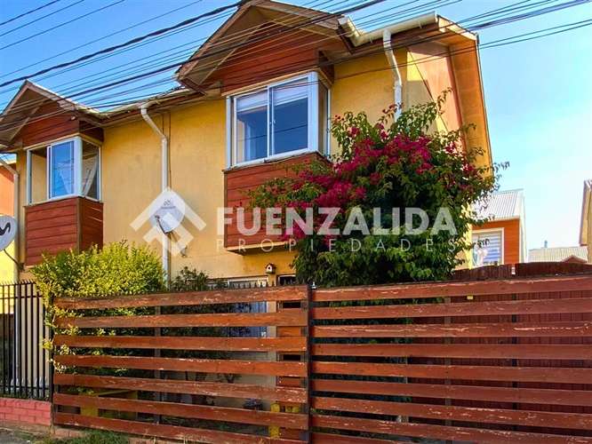 Casa en venta de 2 dorm. en Concepción - Imagen 2