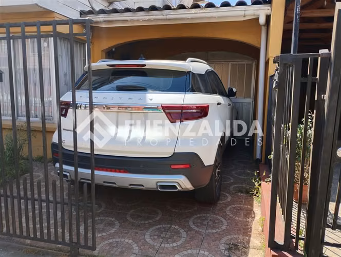 Venta Casa Coronel 3 D 1 B, cercana a Centro comercial.