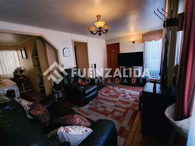 Venta Casa Coronel 3 D 1 B, cercana a Centro comercial.