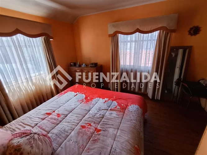Venta Casa Coronel 3 D 1 B, cercana a Centro comercial.
