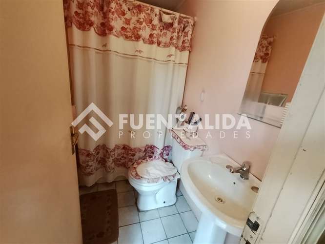 Venta Casa Coronel 3 D 1 B, cercana a Centro comercial.