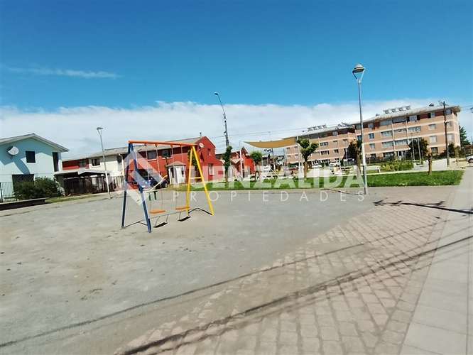 Venta Casa Coronel 3 D 1 B, cercana a Centro comercial.