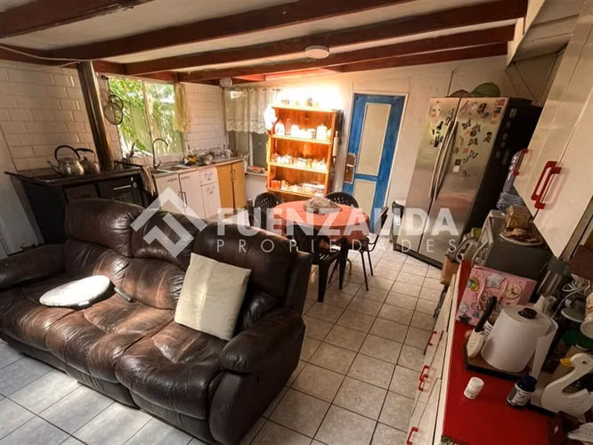 Venta parcela en Quillón con Piscina y Jardín formado