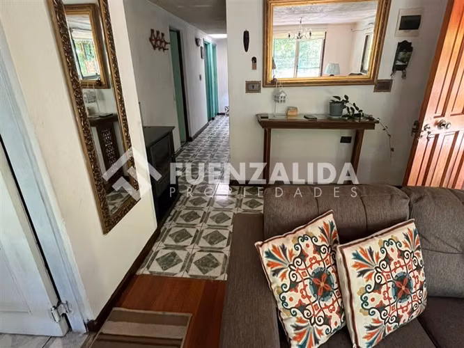 Venta parcela en Quillón con Piscina y Jardín formado