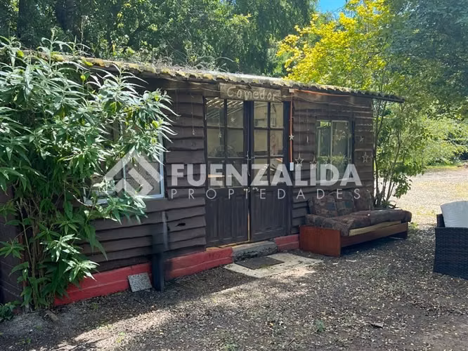 Venta parcela en Quillón con Piscina y Jardín formado