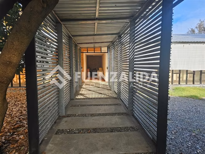 Casa en venta de 12 dorm. en Chillán