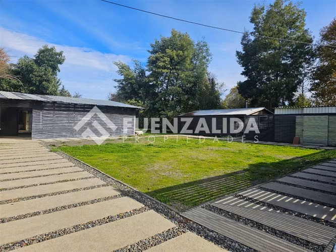 Casa en venta de 12 dorm. en Chillán
