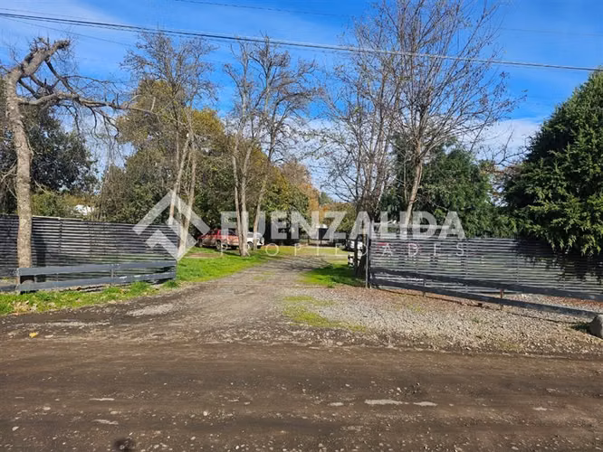 Casa en venta de 12 dorm. en Chillán