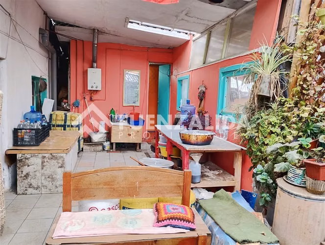 Venta Casa + 2 Cabañas + Local Comercial y Panadería en Tomé