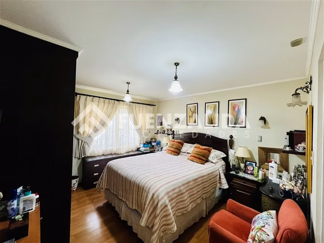 Casa en venta 180 m2 + Cabaña 43 m2 en Quillón
