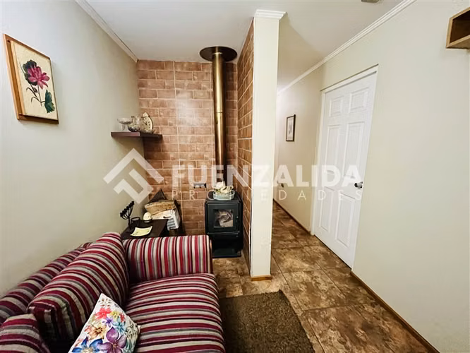 Casa en venta 180 m2 + Cabaña 43 m2 en Quillón