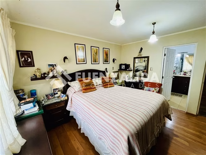 Casa en venta 180 m2 + Cabaña 43 m2 en Quillón