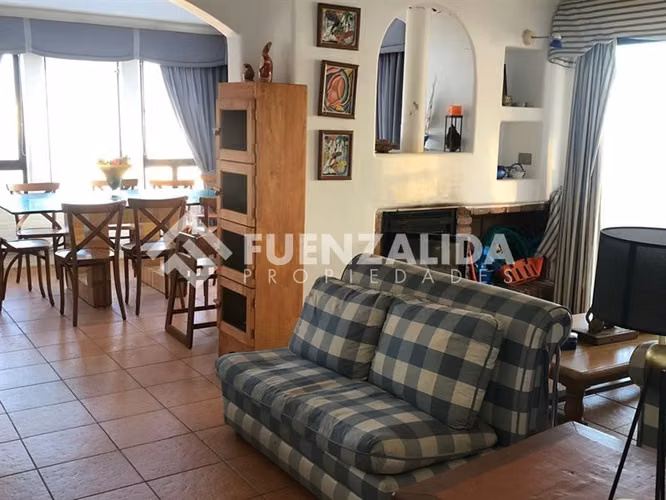 Venta, Penthouse, 4D - 3B Exclusivo condominio, Algarrobo