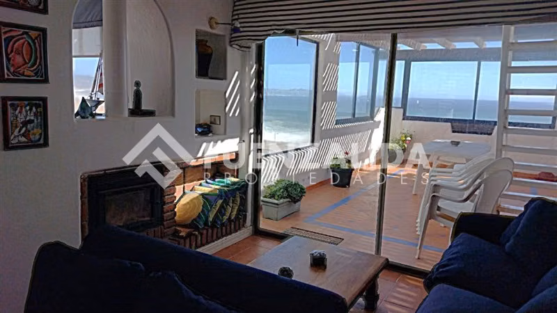 Venta, Penthouse, 4D - 3B Exclusivo condominio, Algarrobo