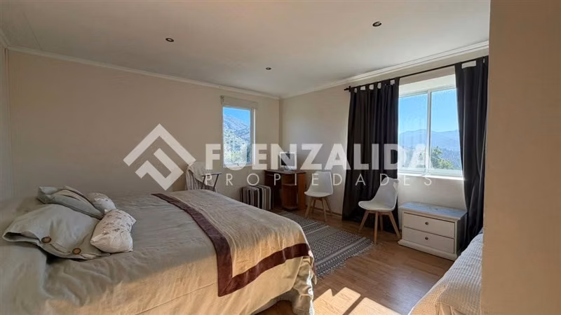Casa en venta de 9 dorm. en Curacaví