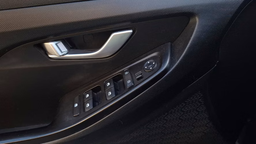 HYUNDAI CRETA 1.5 FULL MT 2022