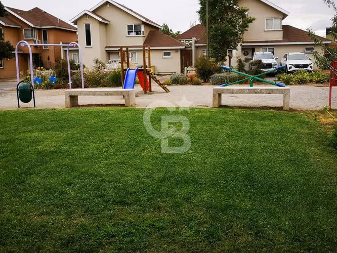 Chicureo | Casa en Estancia de Liray, No Perimetral 4D