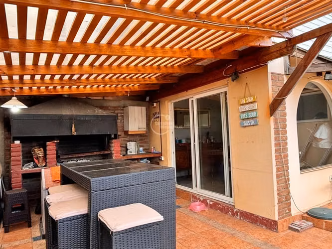 Casa en venta de 4 dorm. en Concón con jardín piscina ,2 Est - Imagen 17