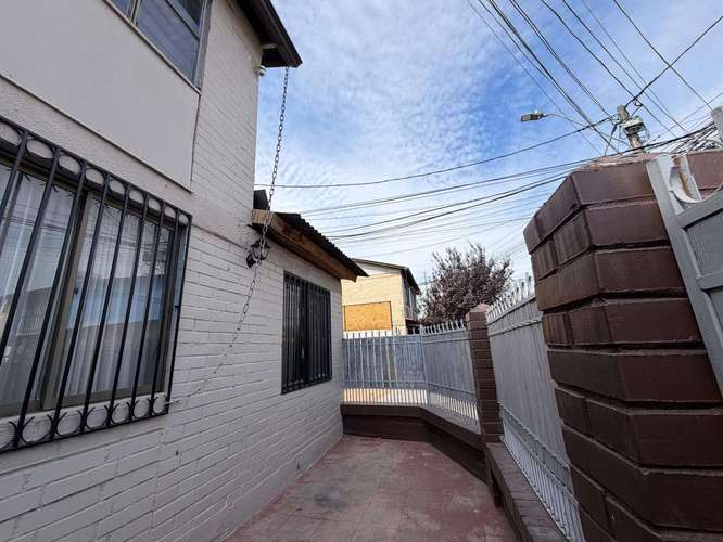 Casa esquina de venta en Maipú