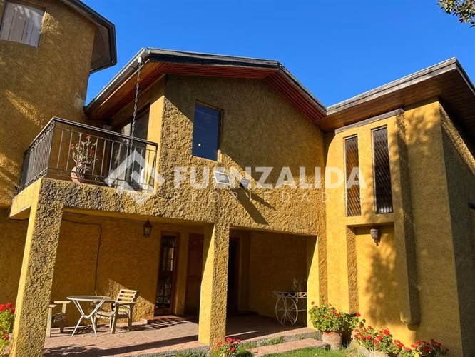 Parcela vendo 5D 4B piscina terraza Condominio Talagante