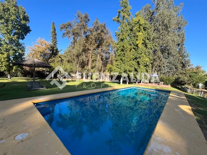 Parcela vendo 5D 4B piscina terraza Condominio Talagante