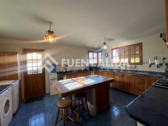 Parcela vendo 5D 4B piscina terraza Condominio Talagante