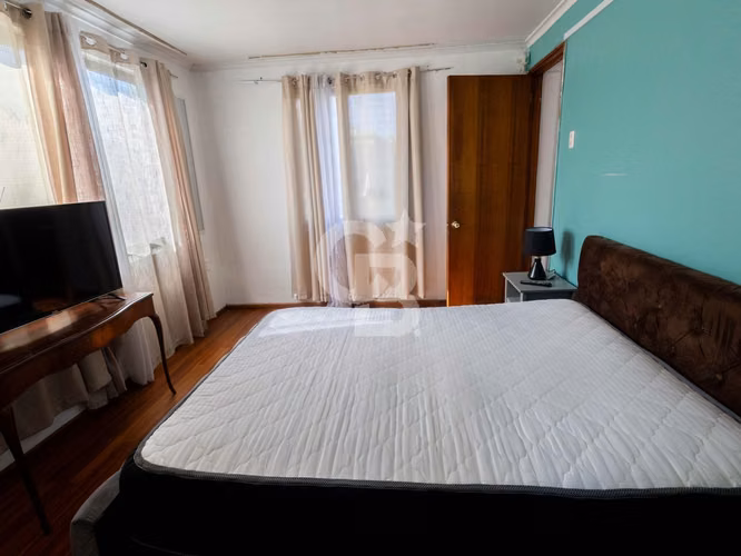 Gran Casa con Potencial para Uso Mixto | Providencia