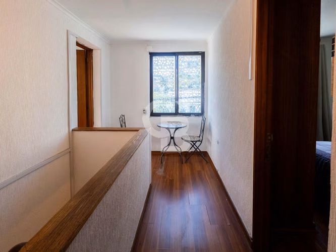 Gran Casa con Potencial para Uso Mixto | Providencia
