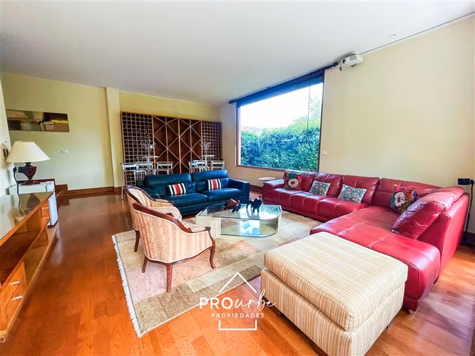 Departamento en venta 6 dorm 2 suite, servicio en Las Condes