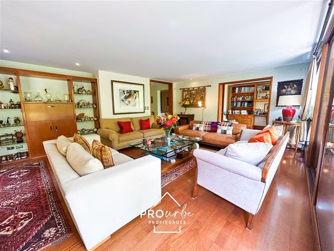 Departamento en venta 6 dorm 2 suite, servicio en Las Condes