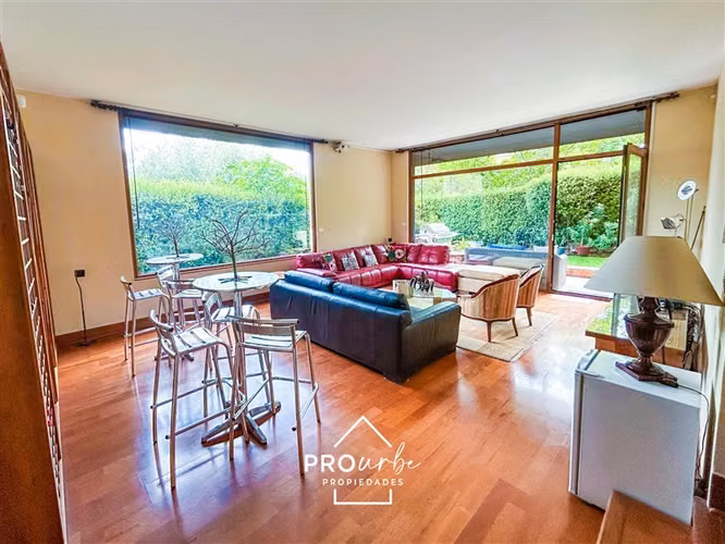Departamento en venta 6 dorm 2 suite, servicio en Las Condes
