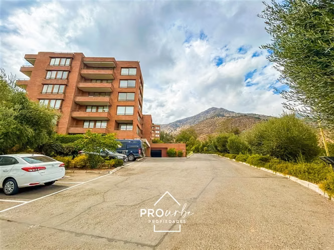 Departamento en venta 6 dorm 2 suite, servicio en Las Condes