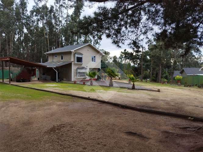 Casa en venta de 5 dorm. en Algarrobo