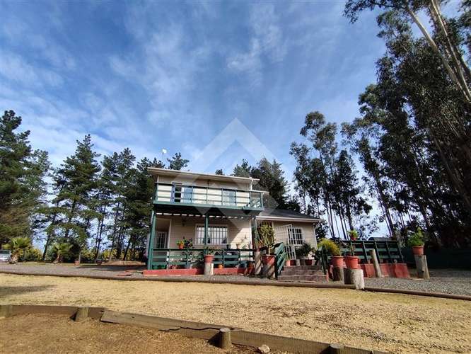 Casa en venta de 5 dorm. en Algarrobo