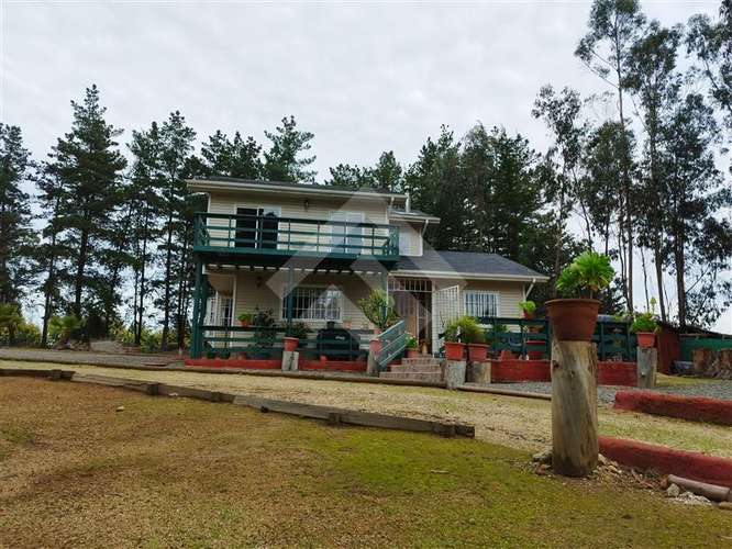 Casa en venta de 5 dorm. en Algarrobo