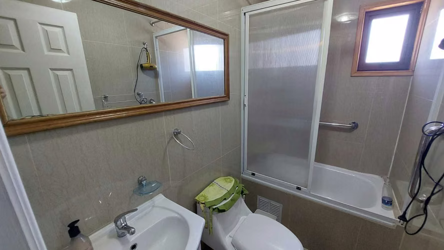 Propiedad 2 Locales y Depto en 2°Piso - Aysen (155246)