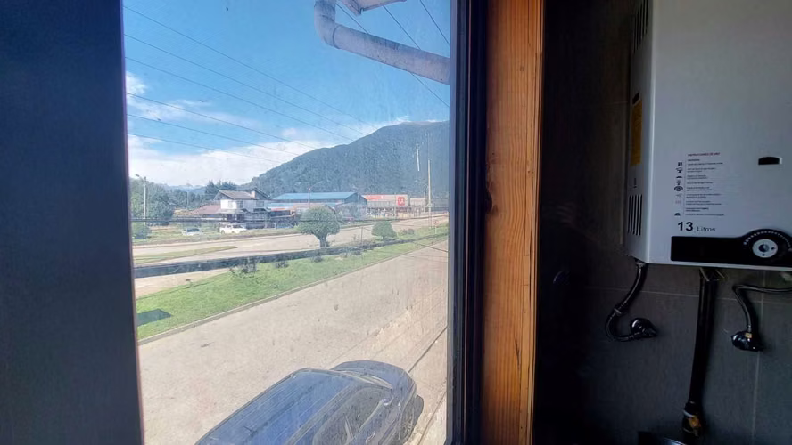 Propiedad 2 Locales y Depto en 2°Piso - Aysen (155246)