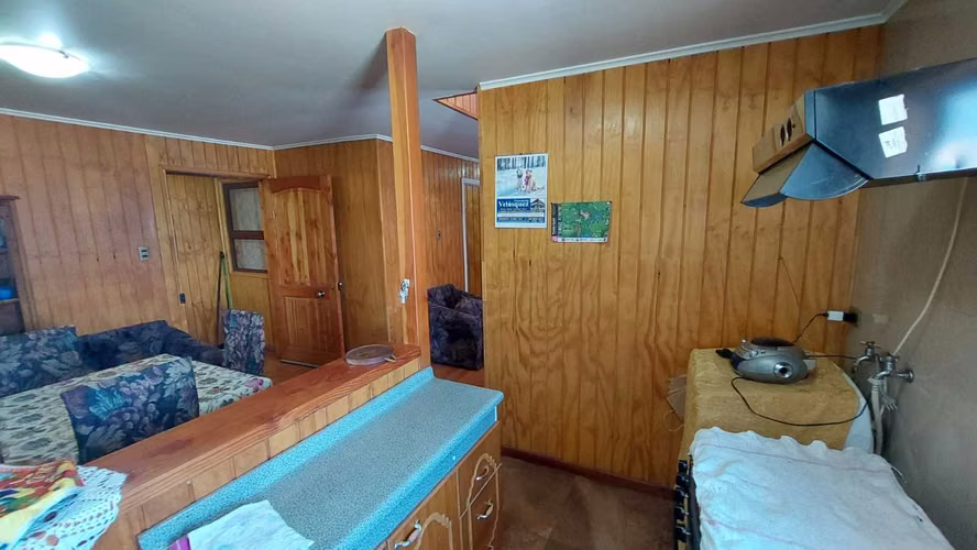 Propiedad 2 Locales y Depto en 2°Piso - Aysen (155246)